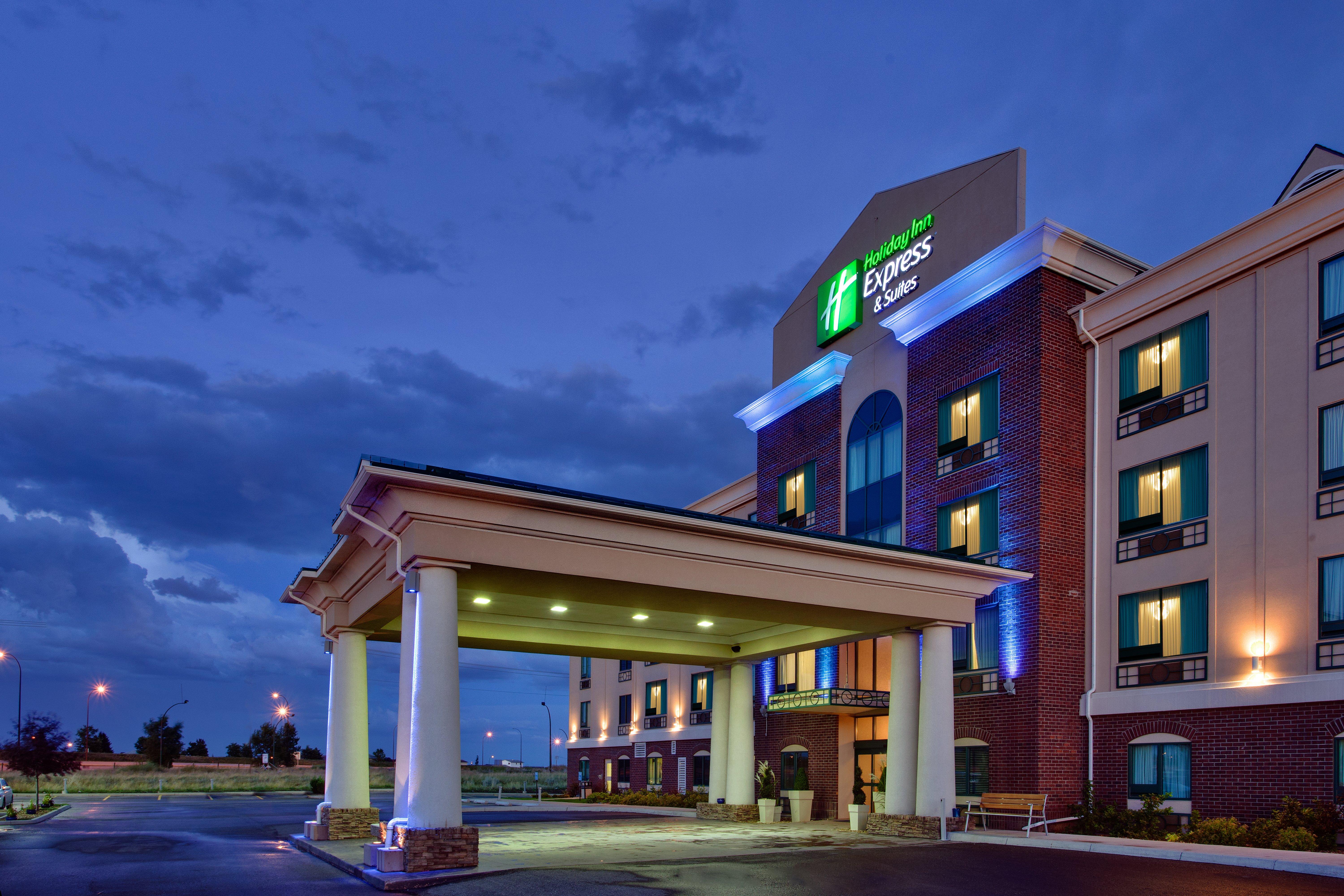 Holiday Inn Express & Suites Medicine Hat, An Ihg Hotel Εξωτερικό φωτογραφία